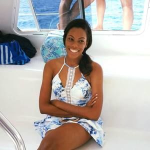 Meet your Posher, Jamila